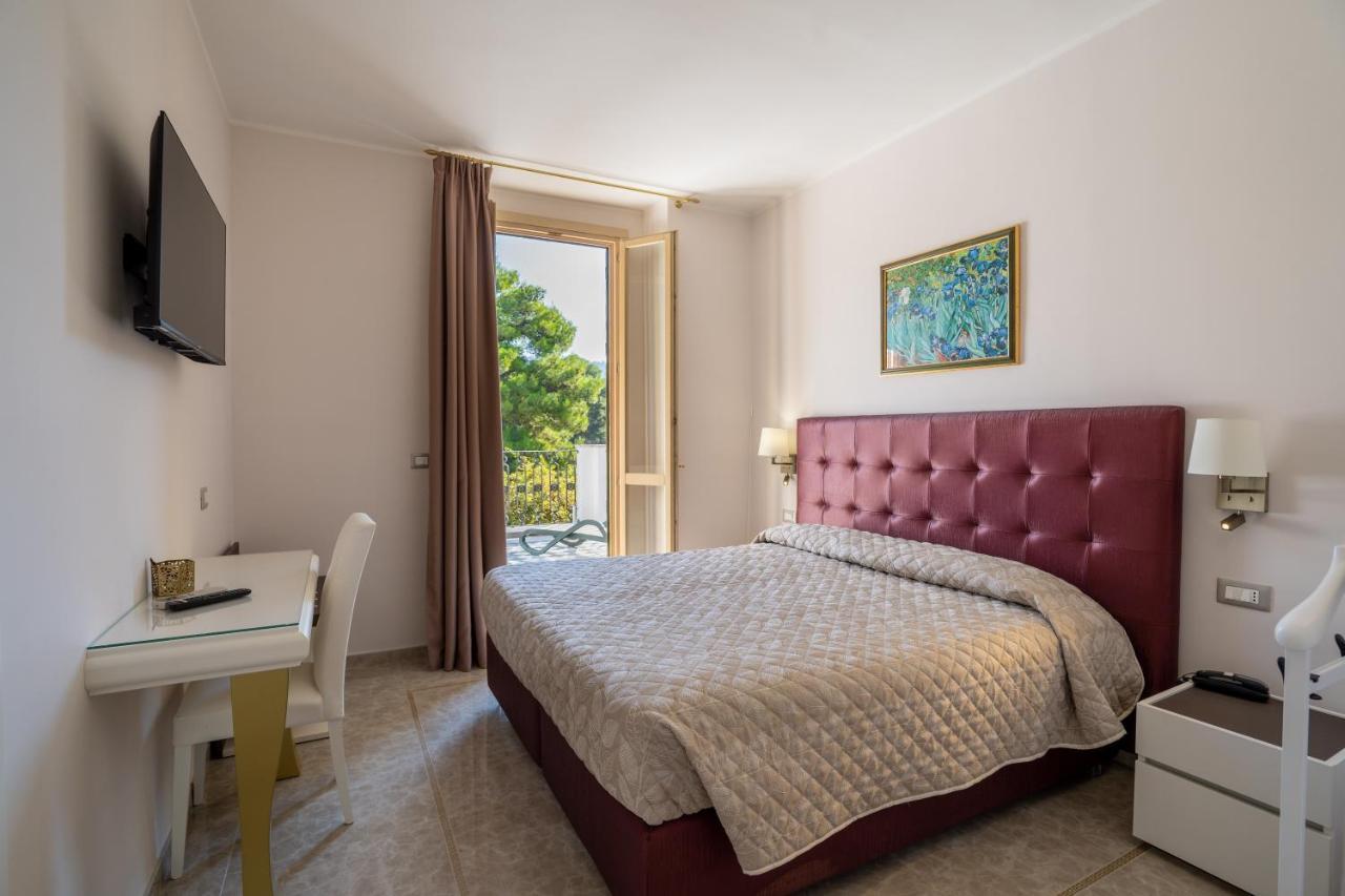 Park Hotel Villa Maria Сан Менайо Екстериор снимка