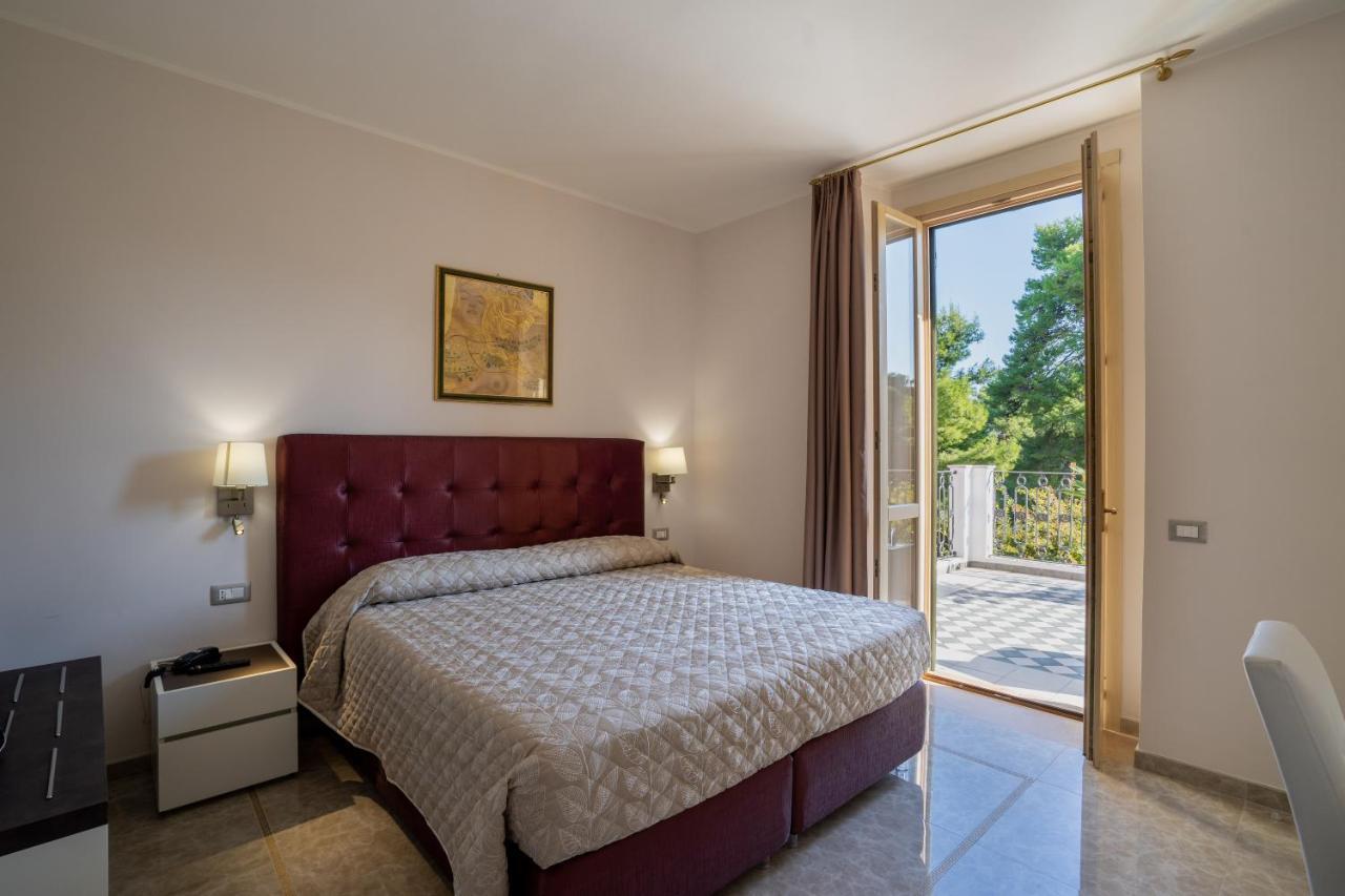 Park Hotel Villa Maria Сан Менайо Екстериор снимка